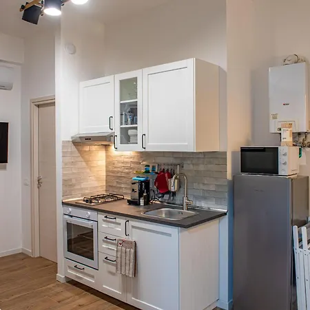 Locazioni Ostiense - Joy House Apartment