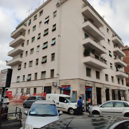 Locazioni Ostiense - Joy House Appartamento